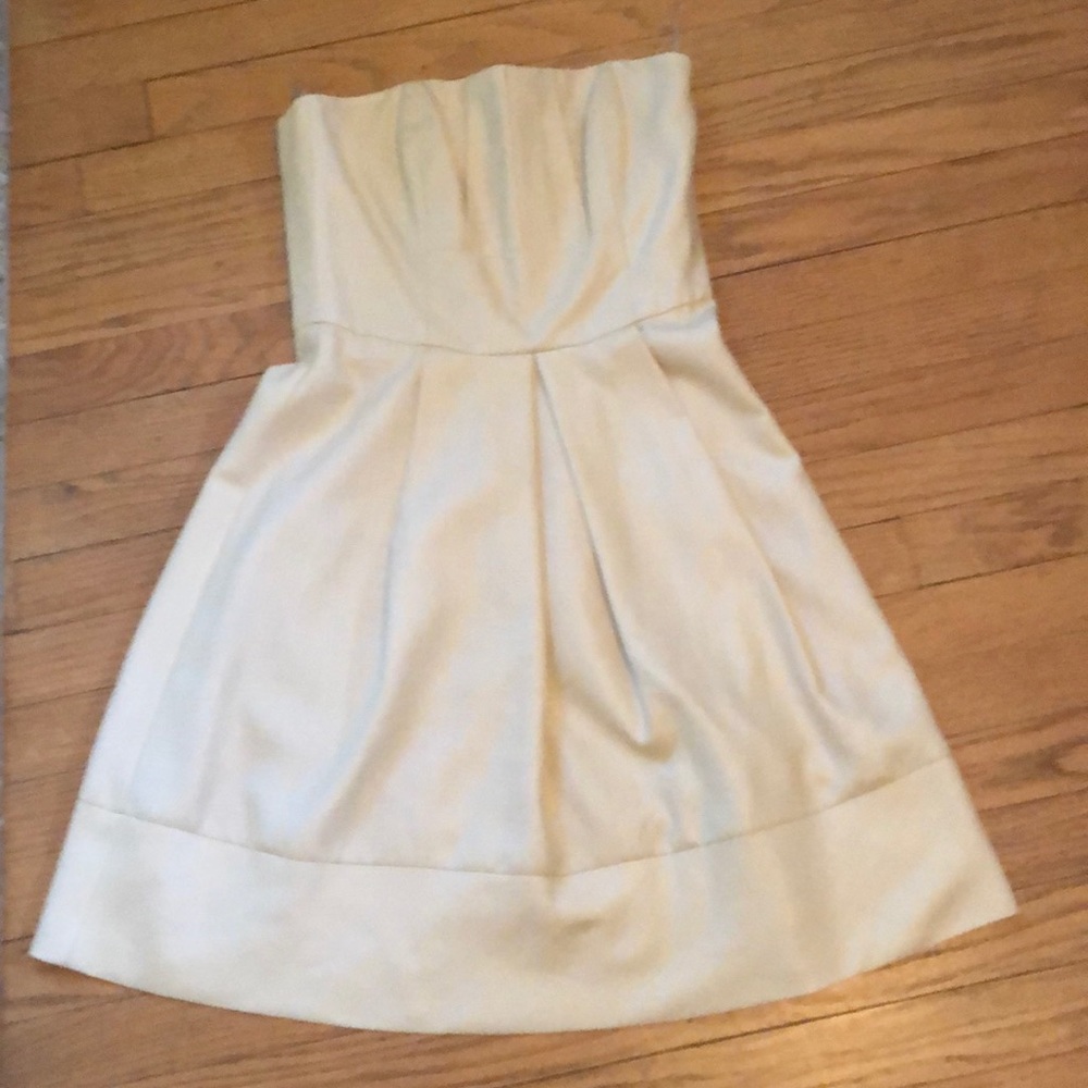 Adorable strapless cocktail dress